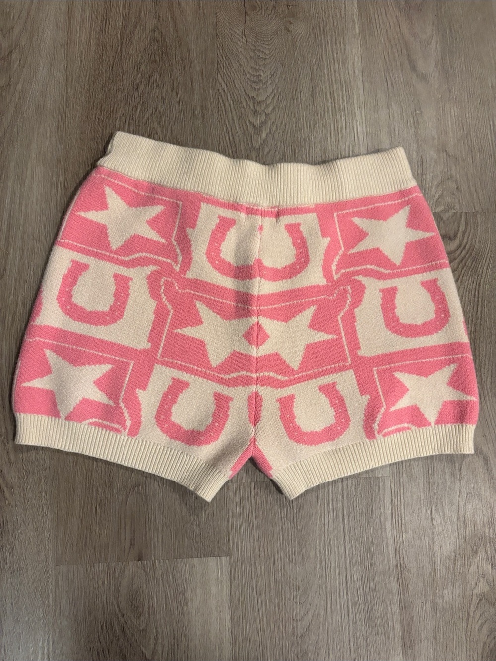 Pink Lily Size Large soft shorts